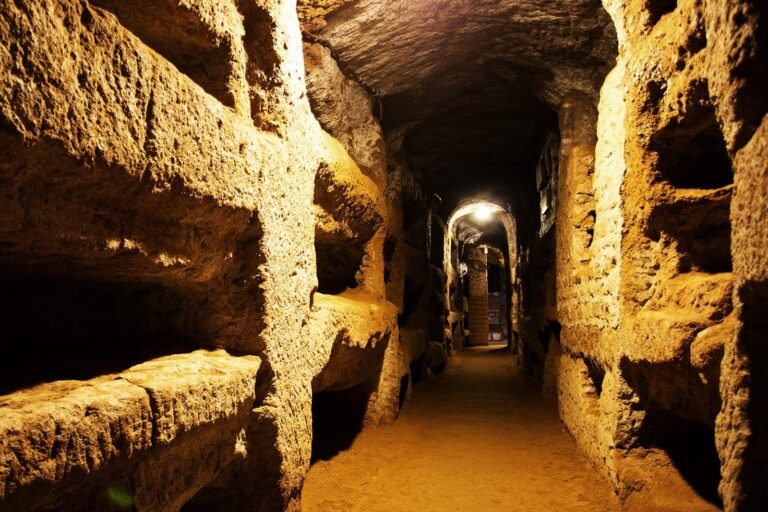 Guidet utflukt til katakombene under Via Appia Antica